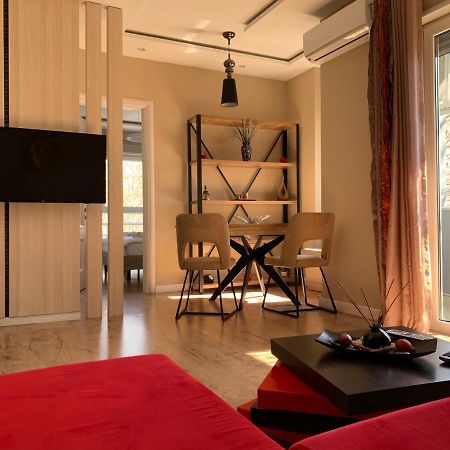 Haris Apartments Тирана Екстериор снимка